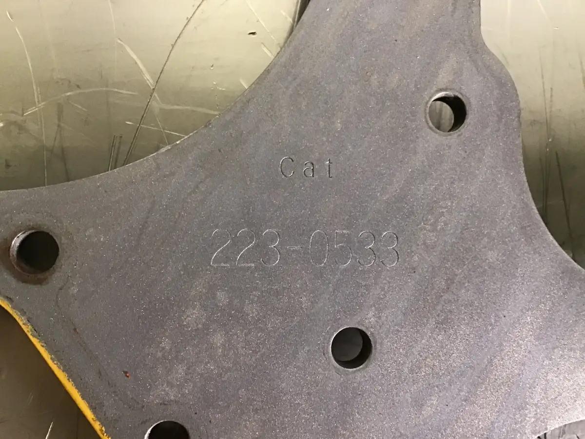 CATERPILLAR DISTRIBUTION PLATE 2230533 USED - Picture 2