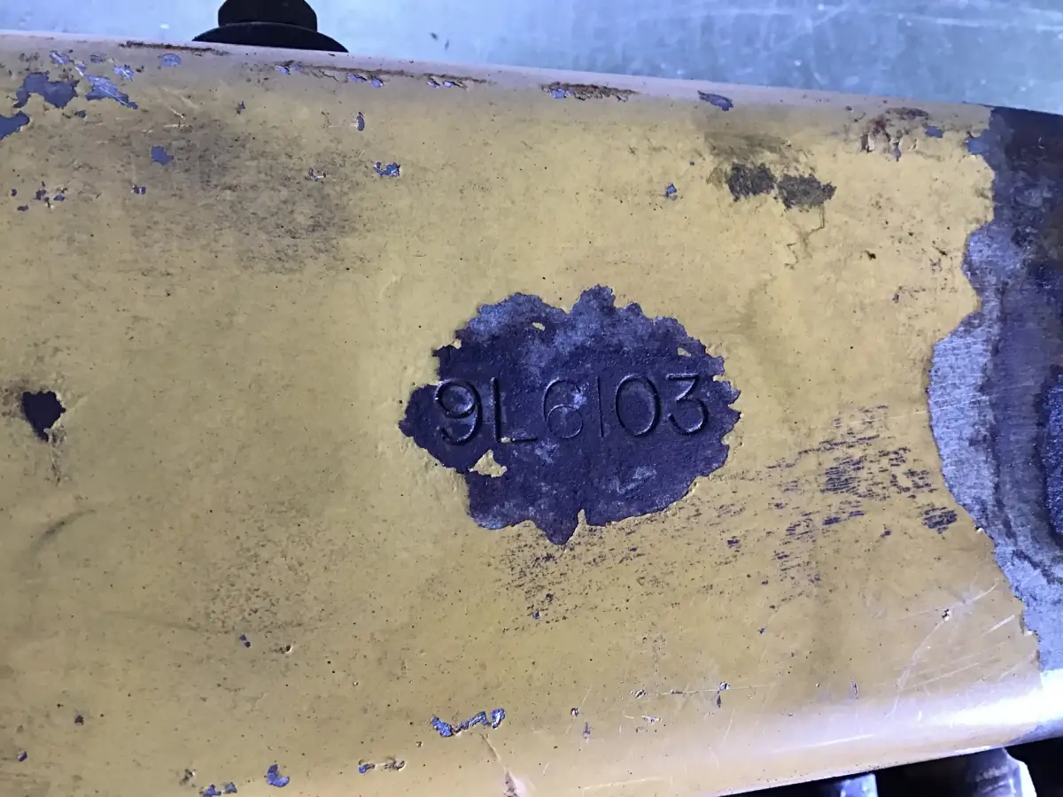 CATERPILLAR CAT 3160 3208 ÖLKÜHLERDECKEL 9L6103 GEBRAUCHT – Bild 2