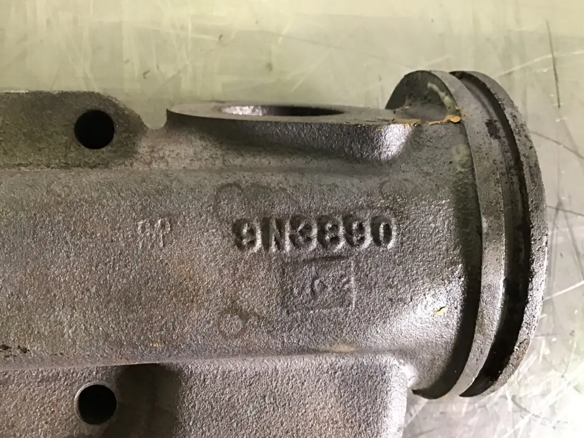 CATERPILLAR OIL COOLER COVER 9N-3890 USED - Picture 2