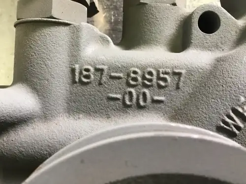 CATERPILLAR BOMBA DE AGUA 3522153 USADA - Imagen miniatura 2