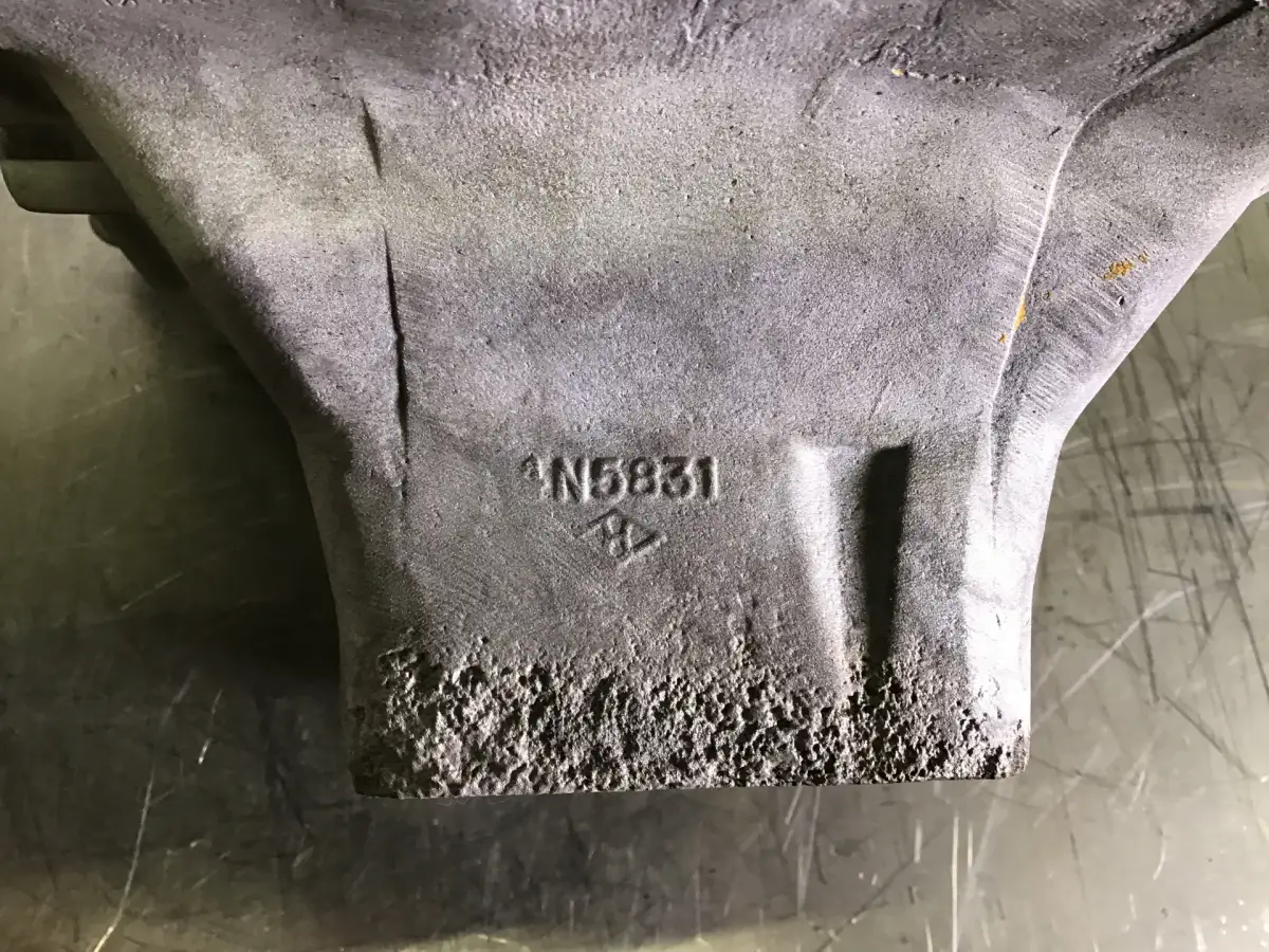 CATERPILLAR INTERCOOLER HOUSING 4N5831 USED - Picture 2