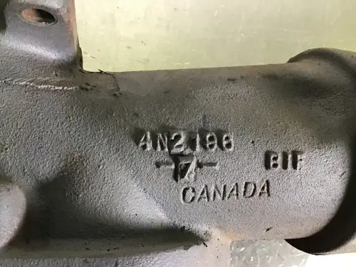 CATERPILLAR КРЫШКА ОХЛАЖДИТЕЛЯ МАСЛА 4N2196 Б/У - Миниатюра 2