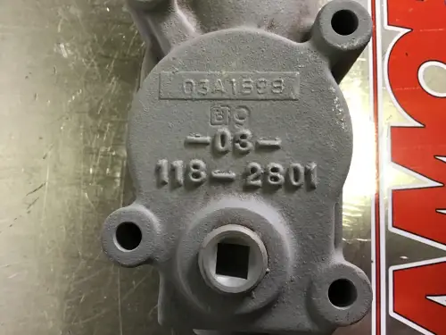 CATERPILLAR COUVERCLE DE THERMOSTAT 1182801 D'OCCASION - Miniature 2