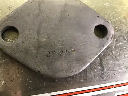 CATERPILLAR ABDECKPLATTE 2P2772 GEBRAUCHT – Vorschaubild 2