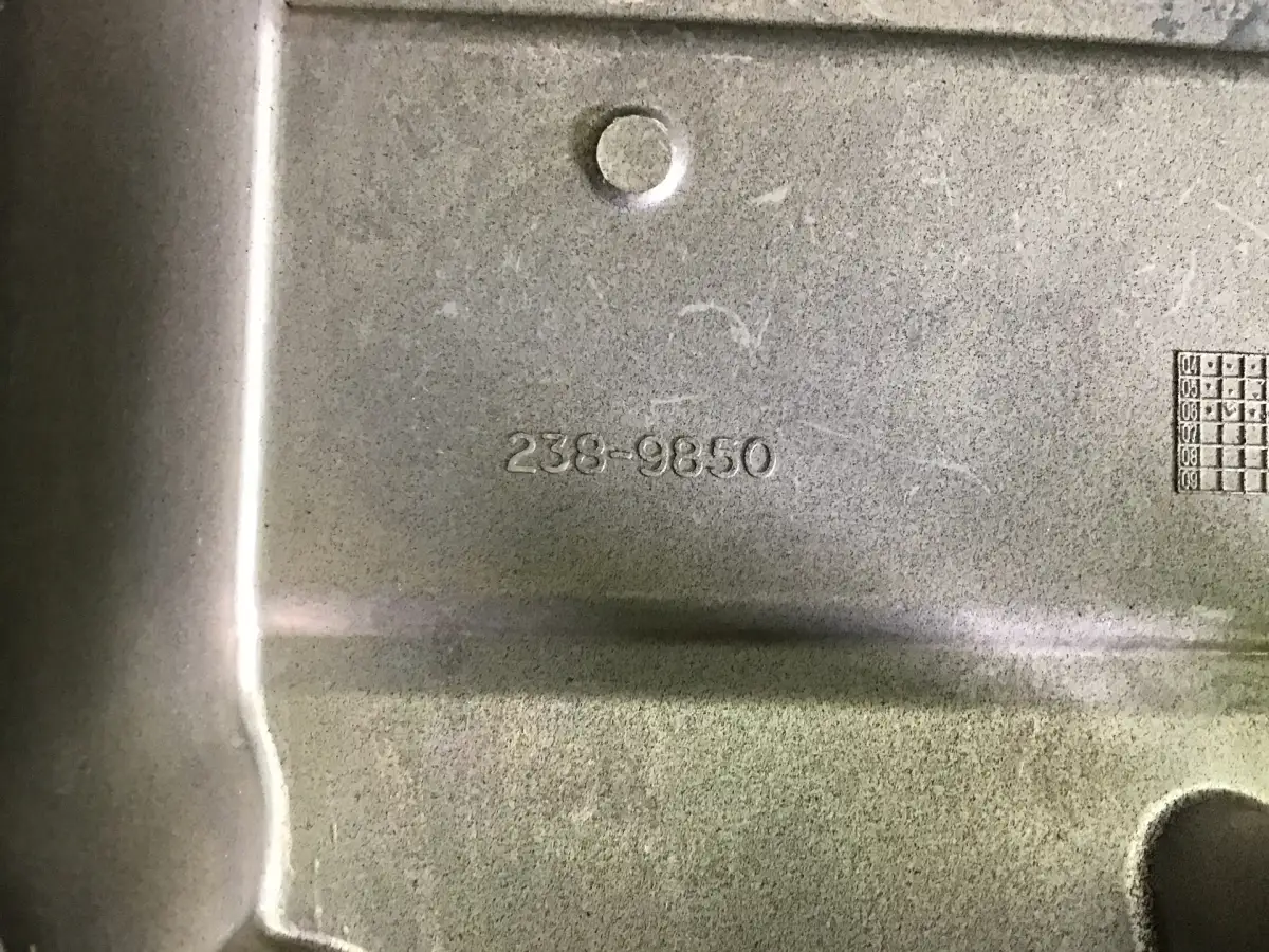 CATERPILLAR KLEPPENDEKSEL 2389850 GEBRUIKT - Afbeelding 2