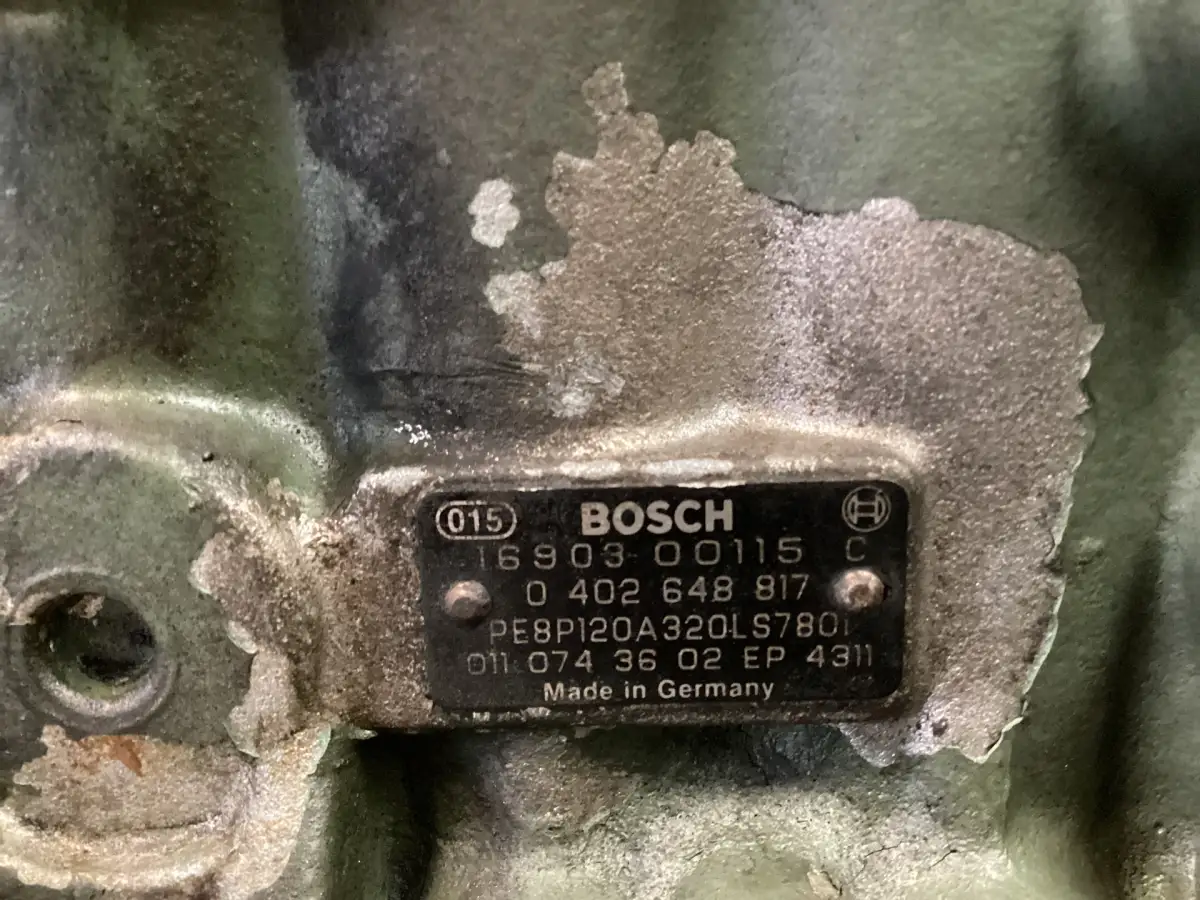 BOMBA DE COMBUSTIBLE BOSCH 0402648817 USADA - Imagen 3
