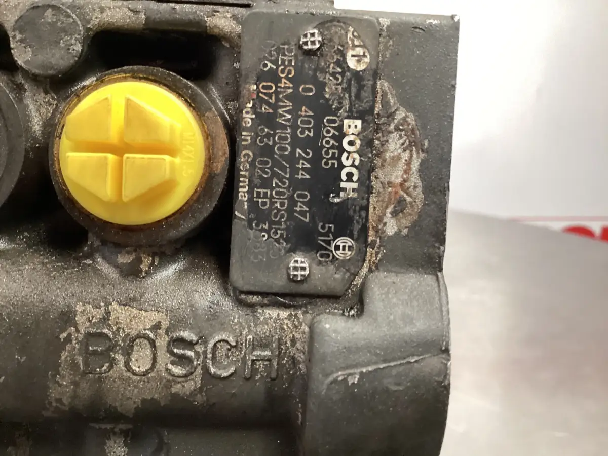BOMBAS DE COMBUSTIBLE BOSCH 0403244047 USADAS - Imagen 3