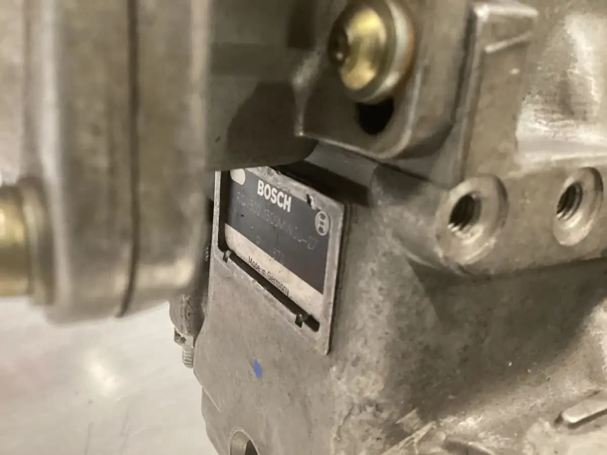BOMBA DE COMBUSTIBLE BOSCH USADA 0403444149 - Imagen 3
