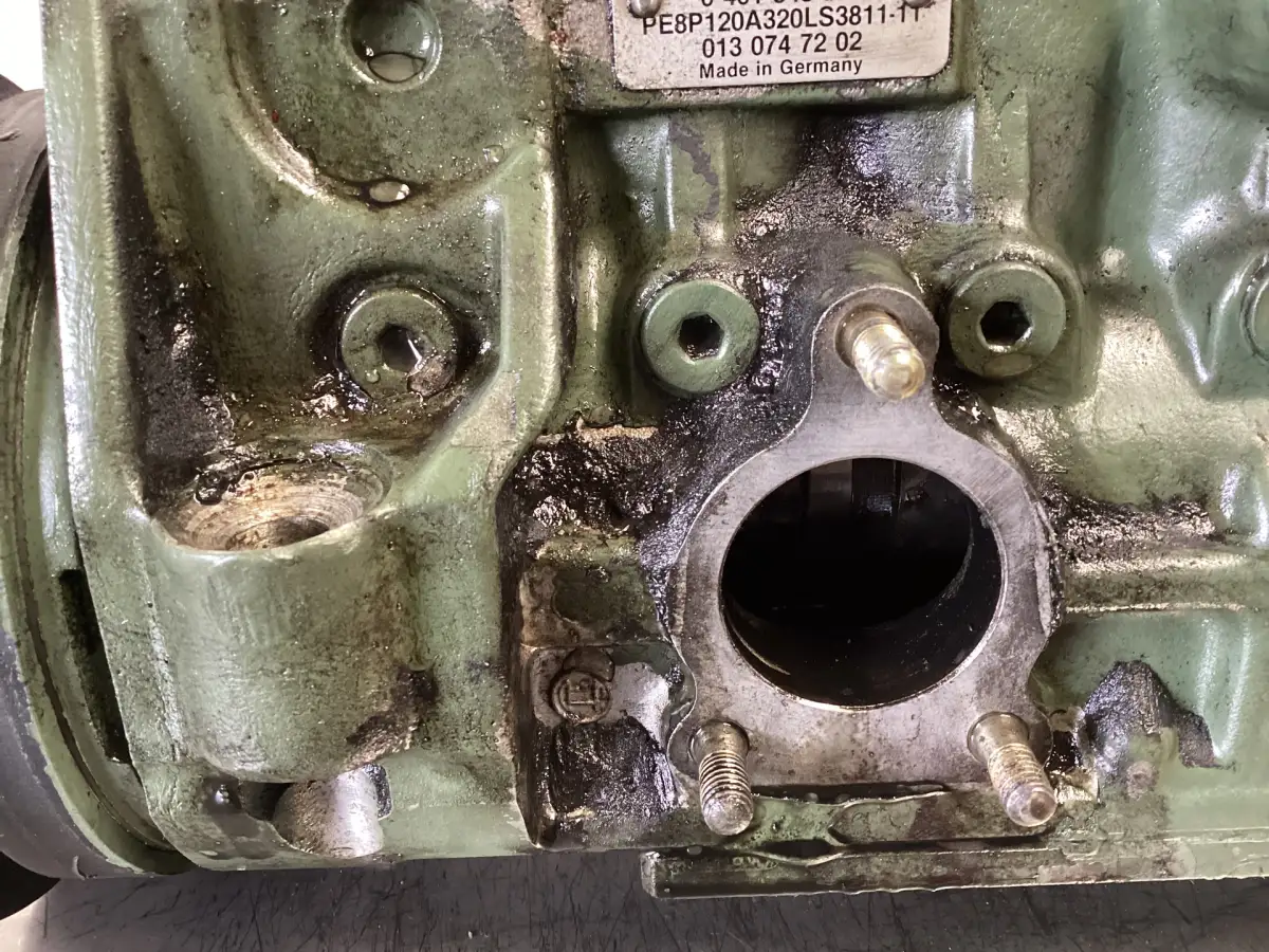 BOMBA DE COMBUSTIBLE BOSCH 0401848772 USADA - Imagen 2