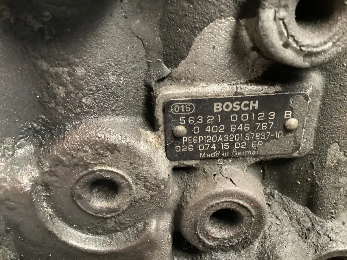 BOMBA DE COMBUSTIBLE BOSCH 0402646767 USADA - Imagen 4