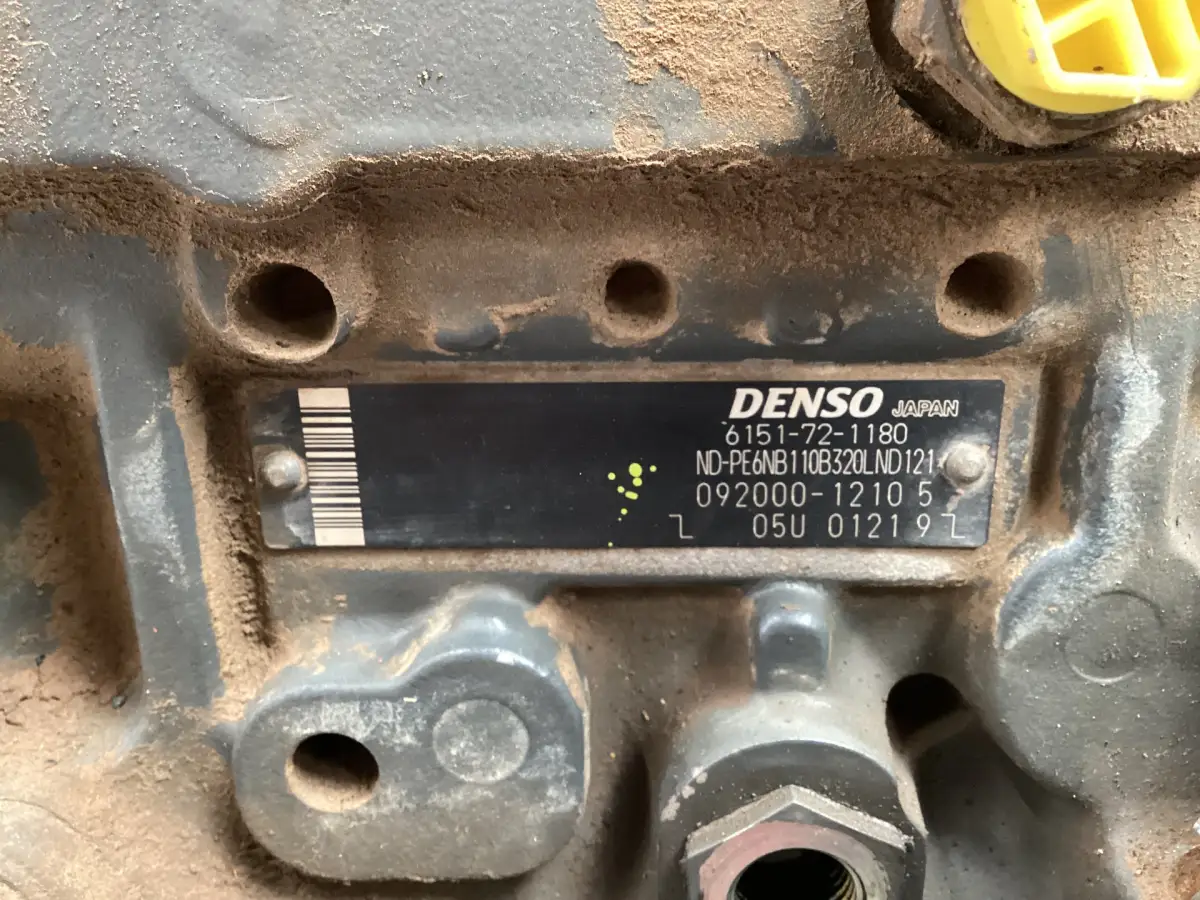 POMPE À CARBURANT DENSO D'OCCASION 6151721180 - Image 3