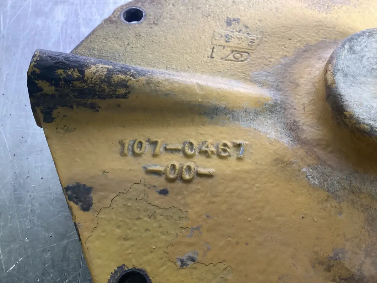 CATERPILLAR COVER PLATE 1070467 USED - Picture 2