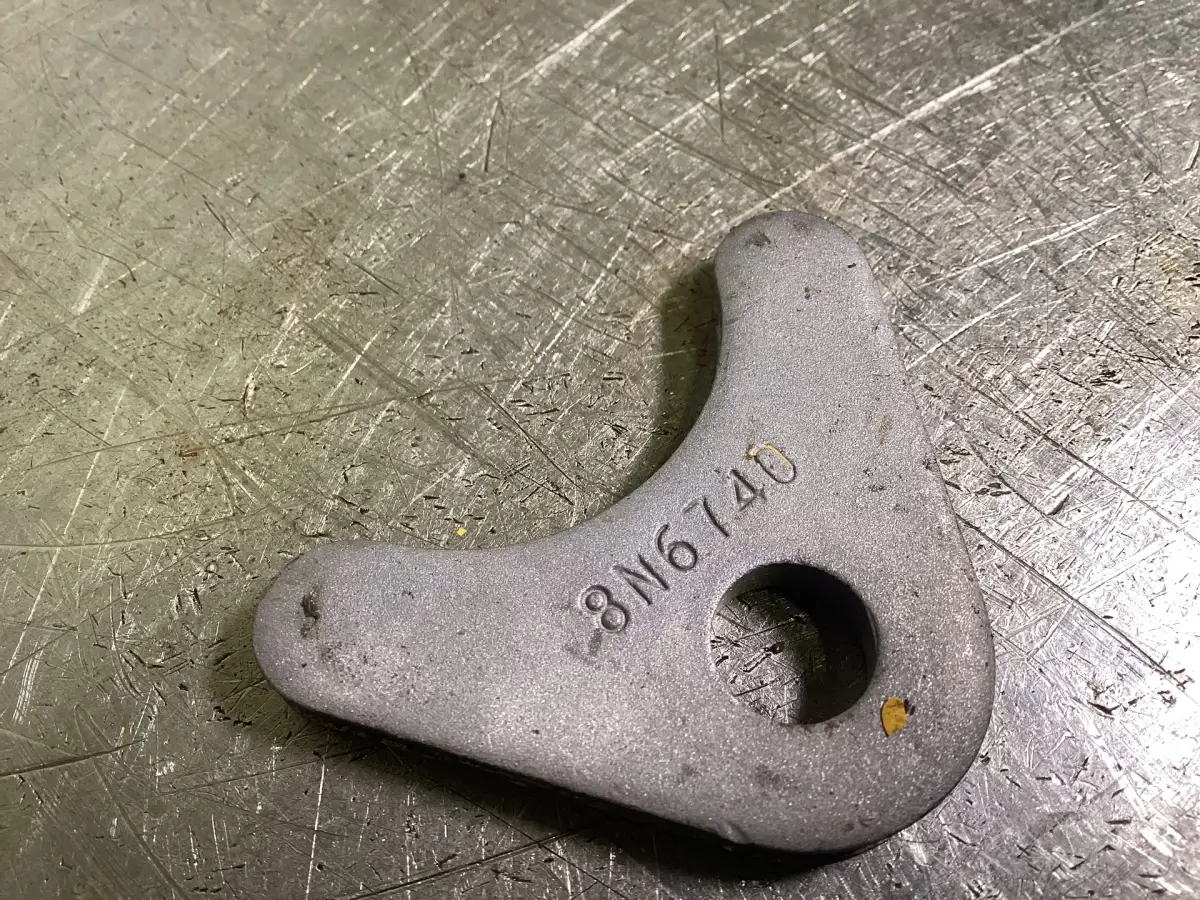 CATERPILLAR VERRIEGELUNGSPLATTE 8N6740 GEBRAUCHT – Bild 2