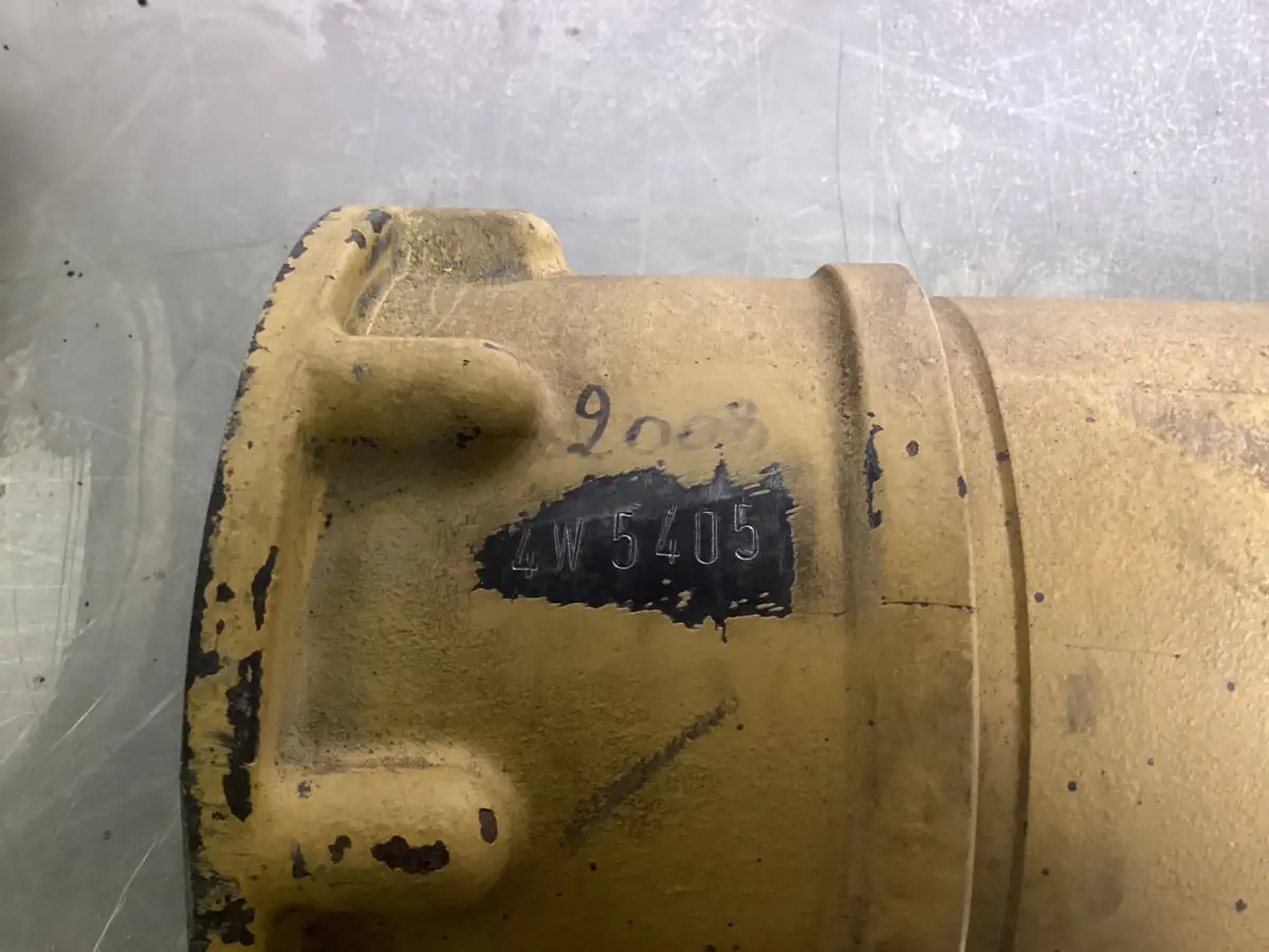 ÖLKÜHLER CATERPILLAR 4W5405 GEBRAUCHT – Bild 2