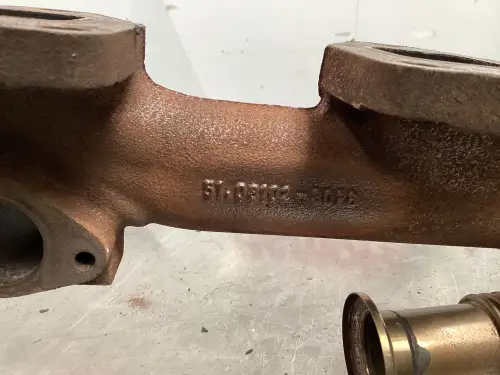 MAN 51 08102 3162 USADO - Imagen miniatura 2