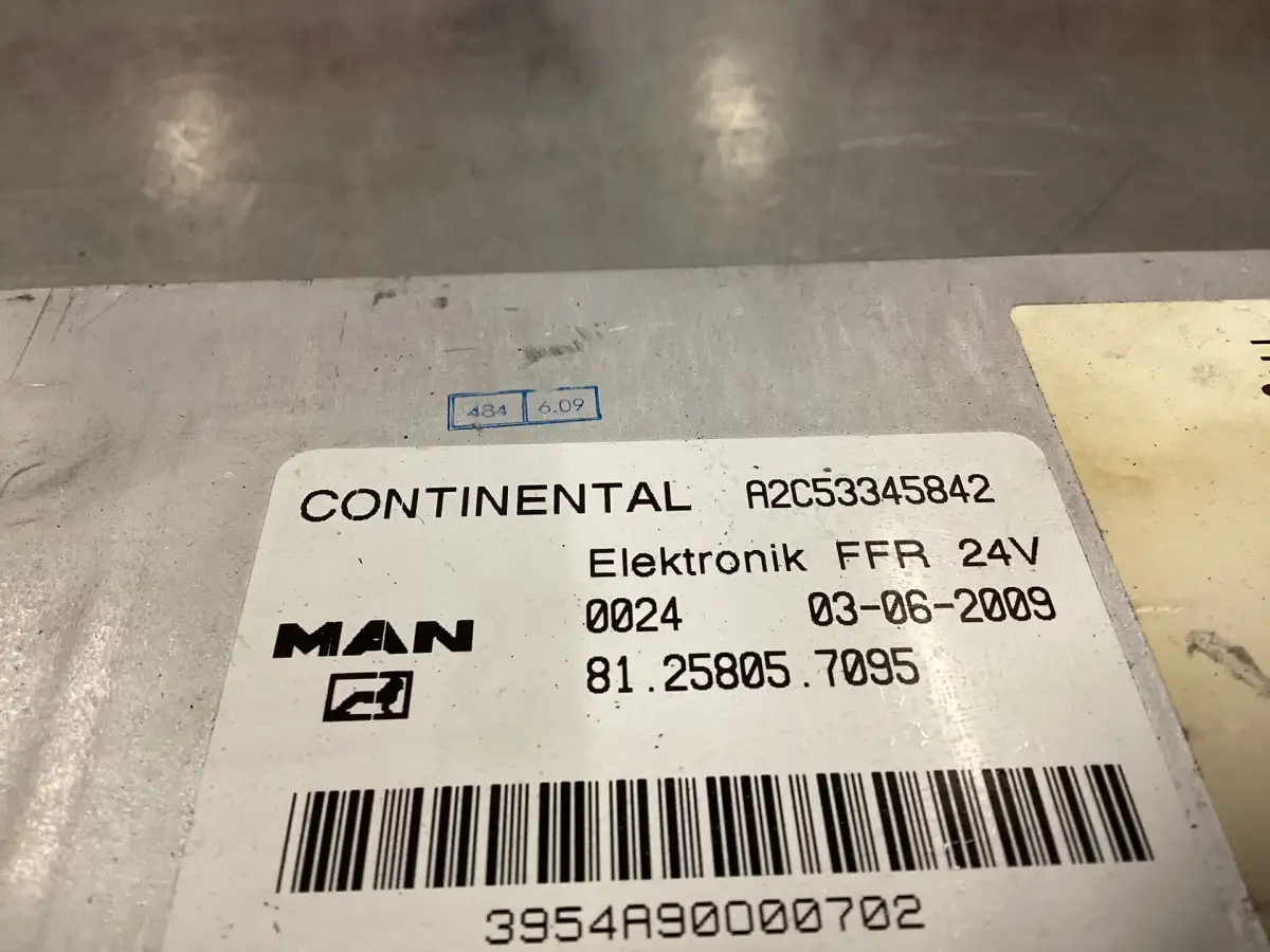MAN 81.25805.7095 UTILISÉ - Image 2