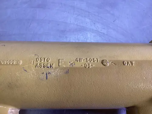 ОХЛАДИТЕЛЬ МАСЛА CATERPILLAR 0R5538 БУ - Миниатюра 2