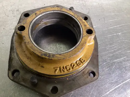 CATERPILLAR ADAPTER GETRIEBE 7N5238 GEBRAUCHT – Vorschaubild 1