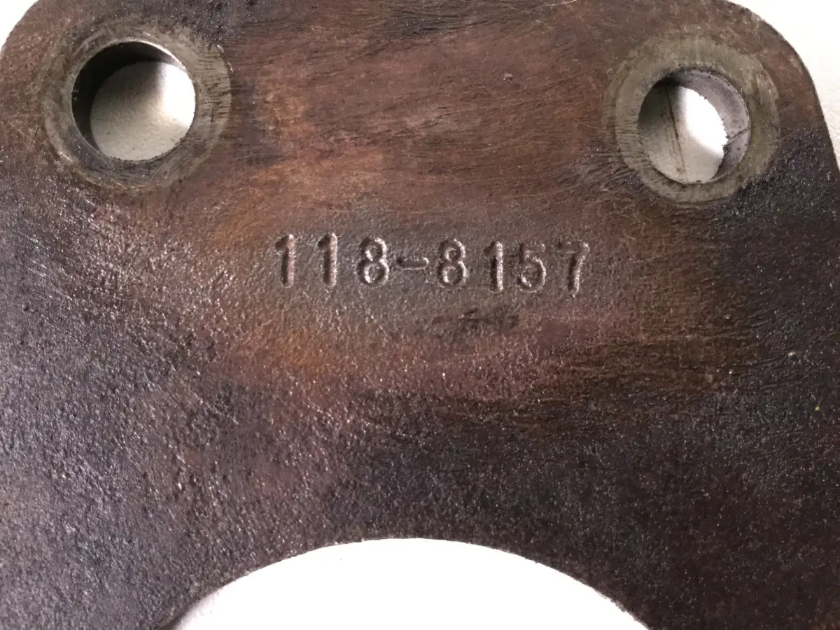 CATERPILLAR SUPPORT DE POMPE À CARBURANT 1188157 D'OCCASION - Image 2