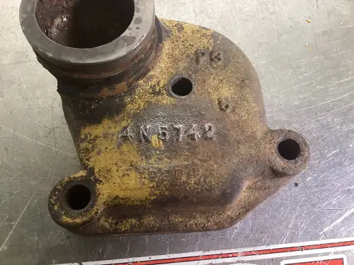 CATERPILLAR WASSERBOGEN 4N5742 GEBRAUCHT – Vorschaubild 1