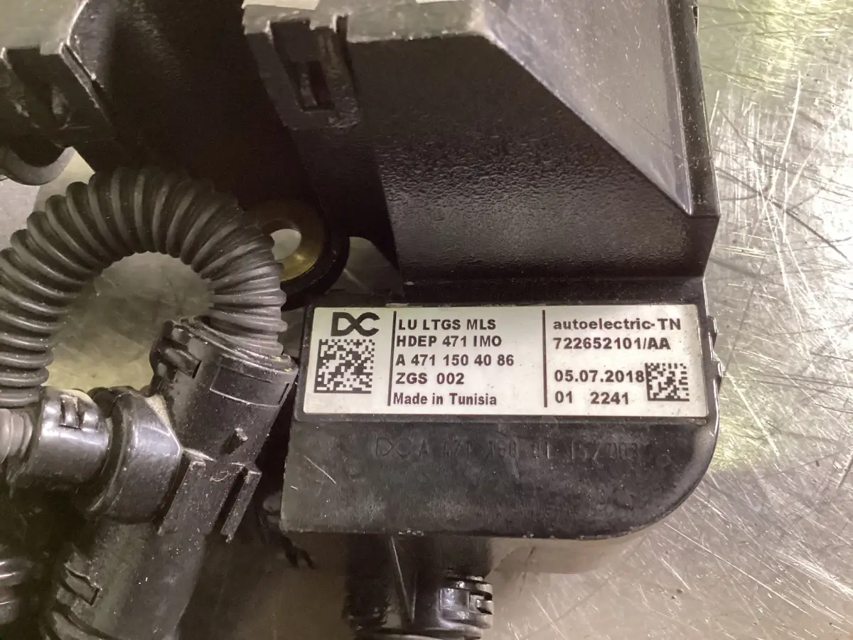 GEGEVENS MERCEDES A 471 150 40 86 GEBRUIKT - Afbeelding 2