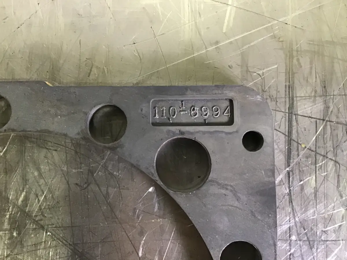 CATERPILLAR INTERMEDIATE PLATE CYLINDER HEAD 1106994 USED - Picture 2