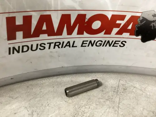CUMMINS CUM - VALVE GUIDE 3073512 NEW - Thumb image 1