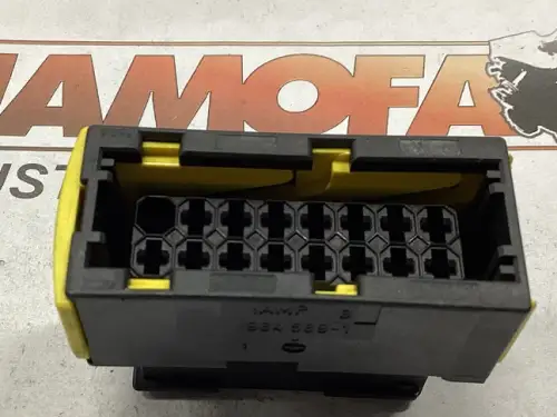 CONNECTEUR MERCEDES A 000 153 00 22 NEUF - Miniature 1