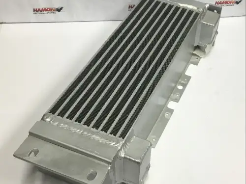 DEUTZ OIL COOLER 04102799 NEW