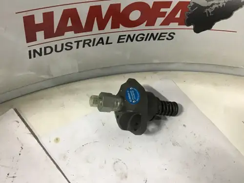 BOMBA DE INYECCIÓN DE COMBUSTIBLE DEUTZ 04175852 NUEVA