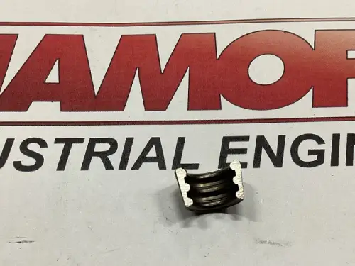 DEUTZ KLEP COLLET 12164698 NIEUW
