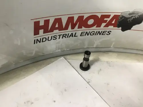 DEUTZ TAPPET 03371885 NUEVO