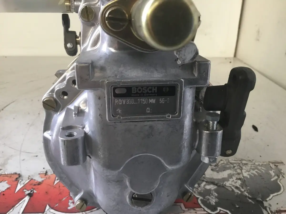 BOMBA DE COMBUSTIBLE BOSCH 0403548021 RENOVADA - Imagen 4