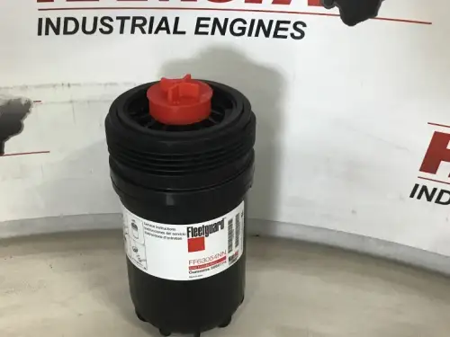 FILTRE À CARBURANT CUMMINS FF63054NN NOUVEAU