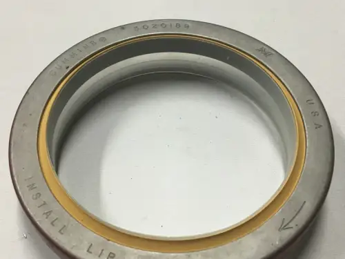 CUMMINS CRANKSHAFT SEALING RING, FRONT 3020182 NEW - Thumb image 1