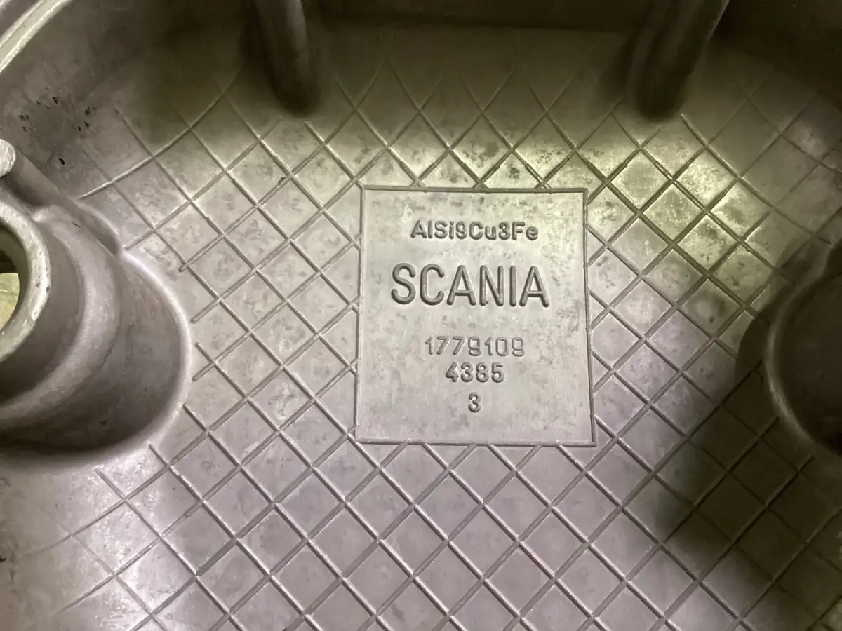 SCANIA 1779109 GEBRAUCHTER VENTILDECKEL – Bild 2