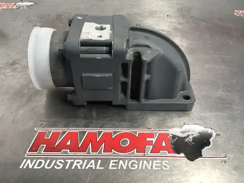 DEUTZ 0425 8697 UTILISÉ