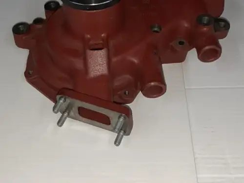 DAF WATER PUMP 0682968 NEW