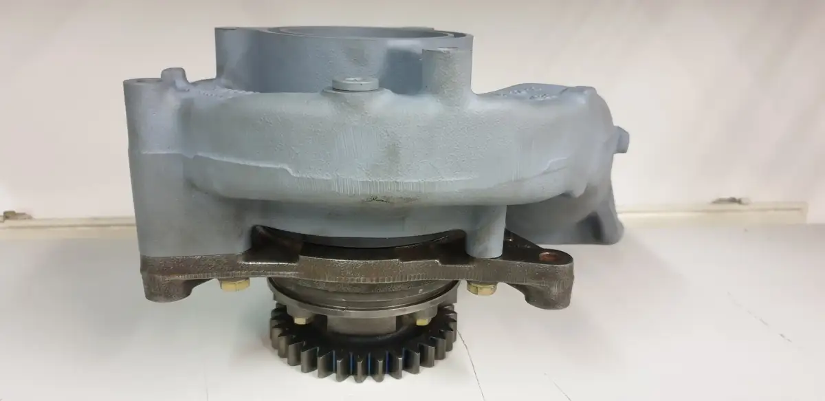 MTU WATER PUMP MTU 524 201 0 201 A REBUILD - Picture 4