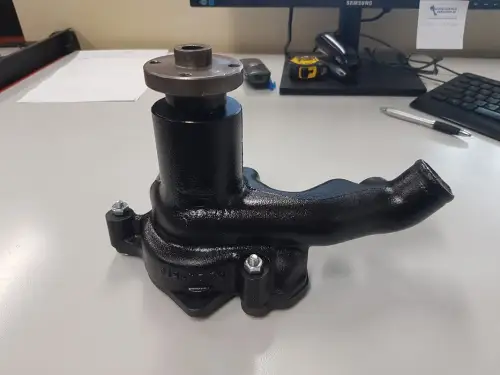 VALMET POMPE À EAU VALMET / SISU 420 V836755471RU RÉNOVÉE - Miniature 2
