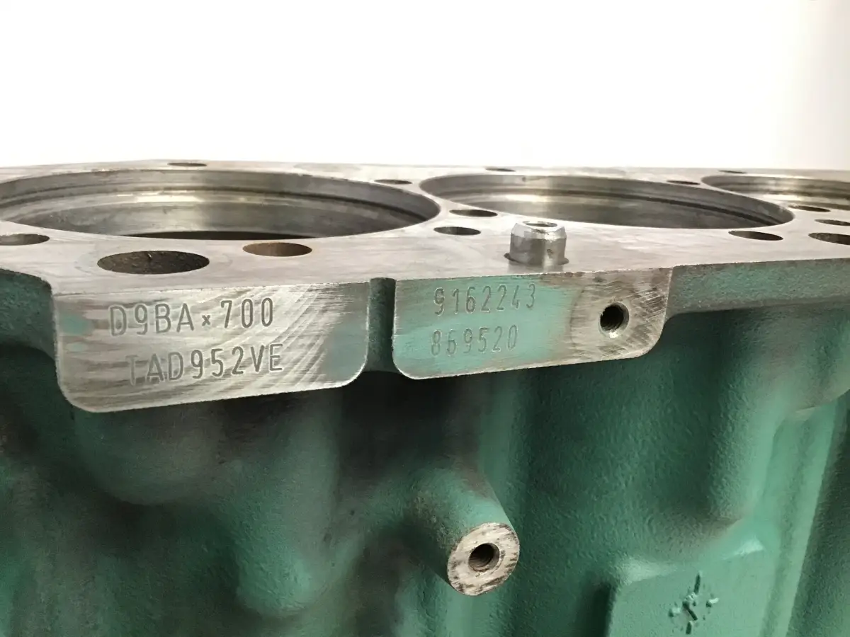 BLOC MOTEUR VOLVO (COPIE) 10020351928 D'OCCASION - Image 2