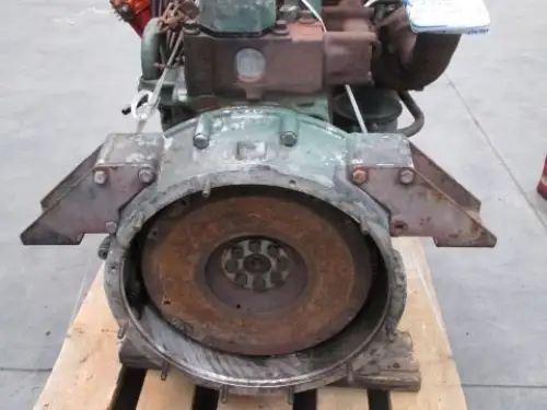 USED VOLVO TD40A ENGINE - Thumb image 2