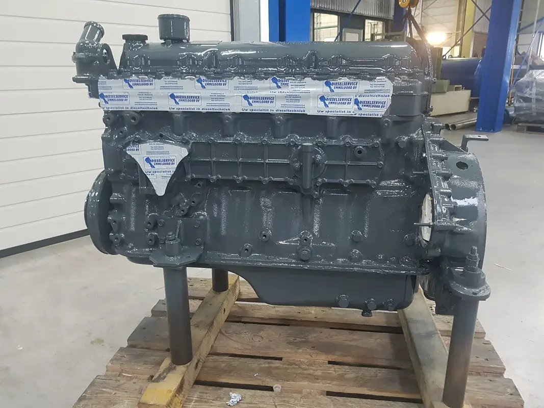 RECONDITIONED MITSUBISHI 6D14 LONGBLOCK - Picture 2
