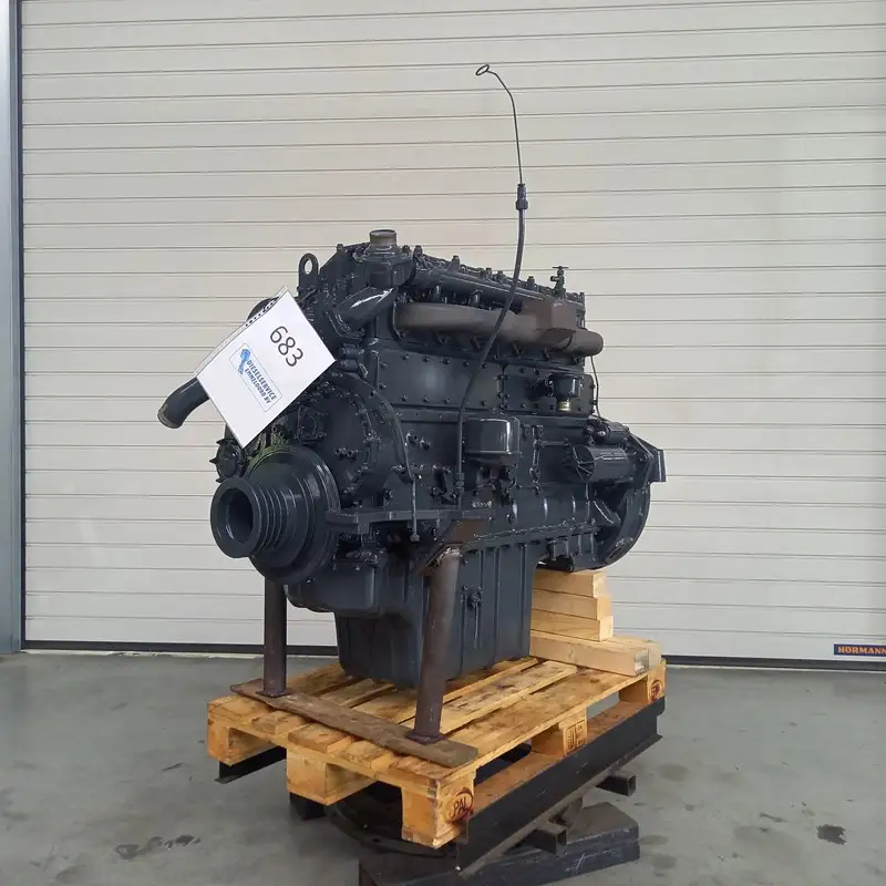 ISUZU 6RB1 PH-01 GERECONSTRUEERD - Afbeelding 2
