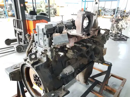 KOMATSU SAA6D140E-6 KERN MOTOR VOOR ONDERDELEN - Miniatuur afbeelding 3