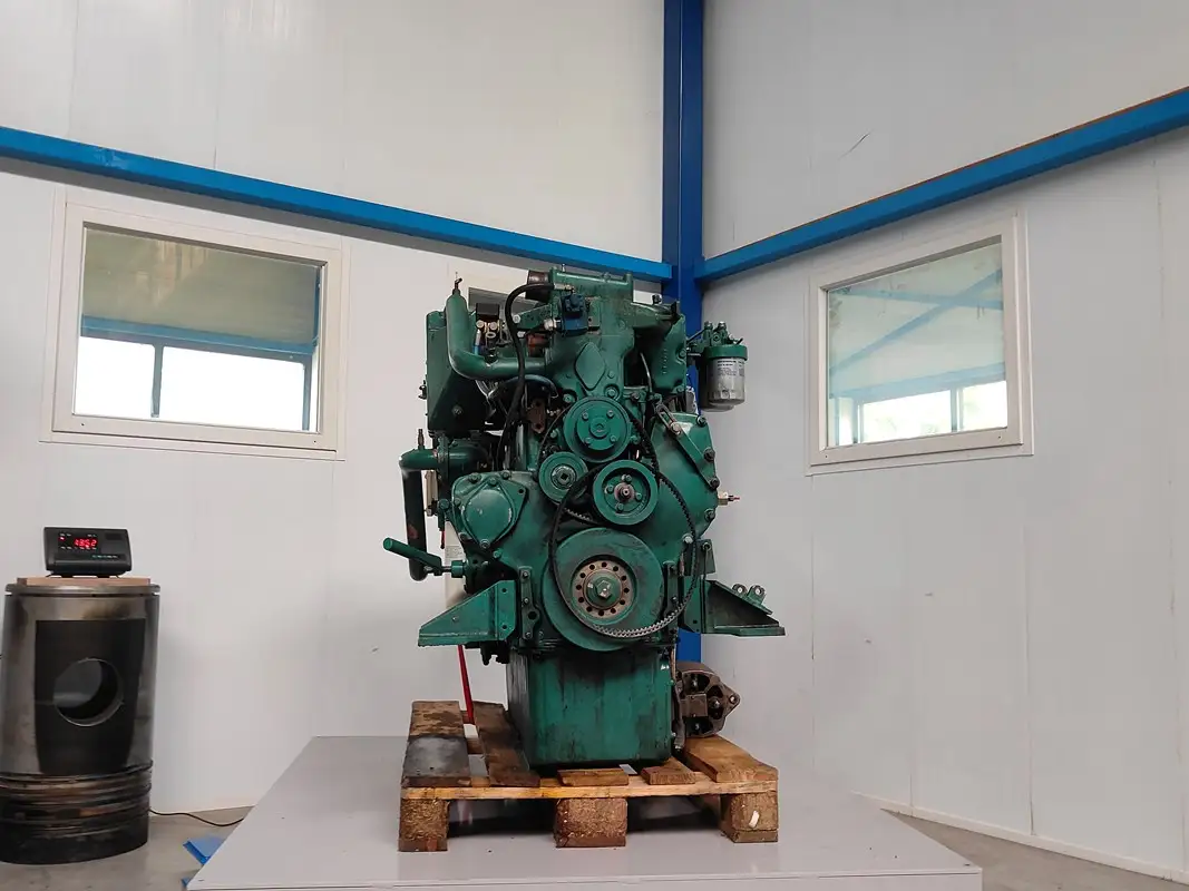 VOLVO PENTA TAMD122A D'OCCASION - Image 2