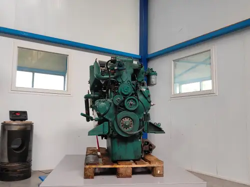 VOLVO PENTA TAMD122A D'OCCASION - Miniature 2