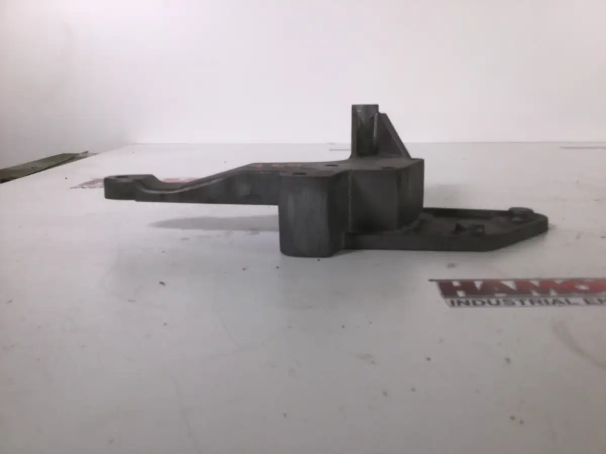 CATERPILLAR ALTERNATOR SUPPORT 2433020 USED - Picture 2
