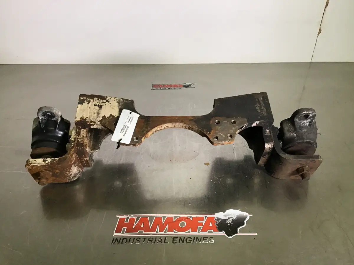 CATERPILLAR SUPPORT DE MOTEUR 1295346 UTILISÉ - Image 2