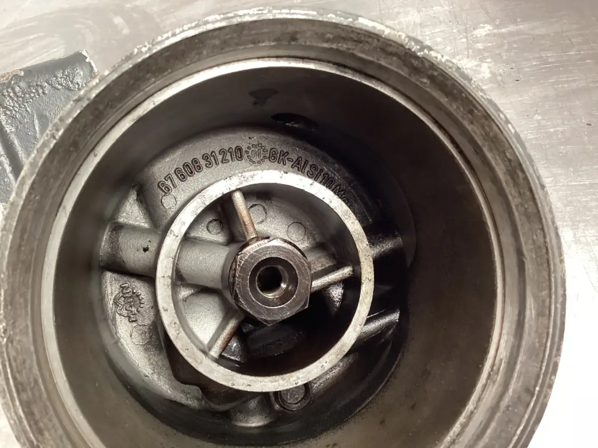 MERCEDES A 676 083 12 10 GEBRUIKT - Afbeelding 2